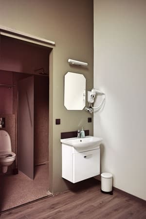 thumbnail: Bathroom