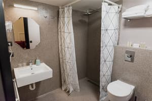 thumbnail: Bathroom shower
