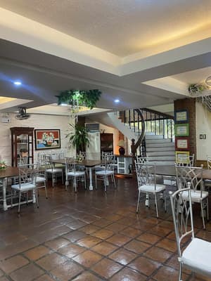thumbnail: Restaurant