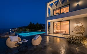 thumbnail: Exterior