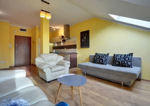 thumbnail: Living area