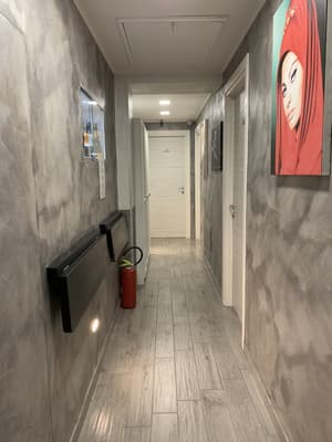 thumbnail: Hallway
