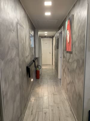 thumbnail: Hallway