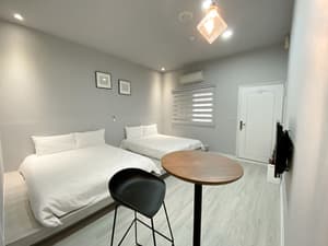 thumbnail: Room