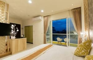 thumbnail: Room