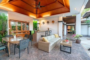 thumbnail: Terrace/patio