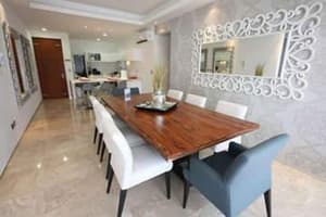 thumbnail: In-room dining