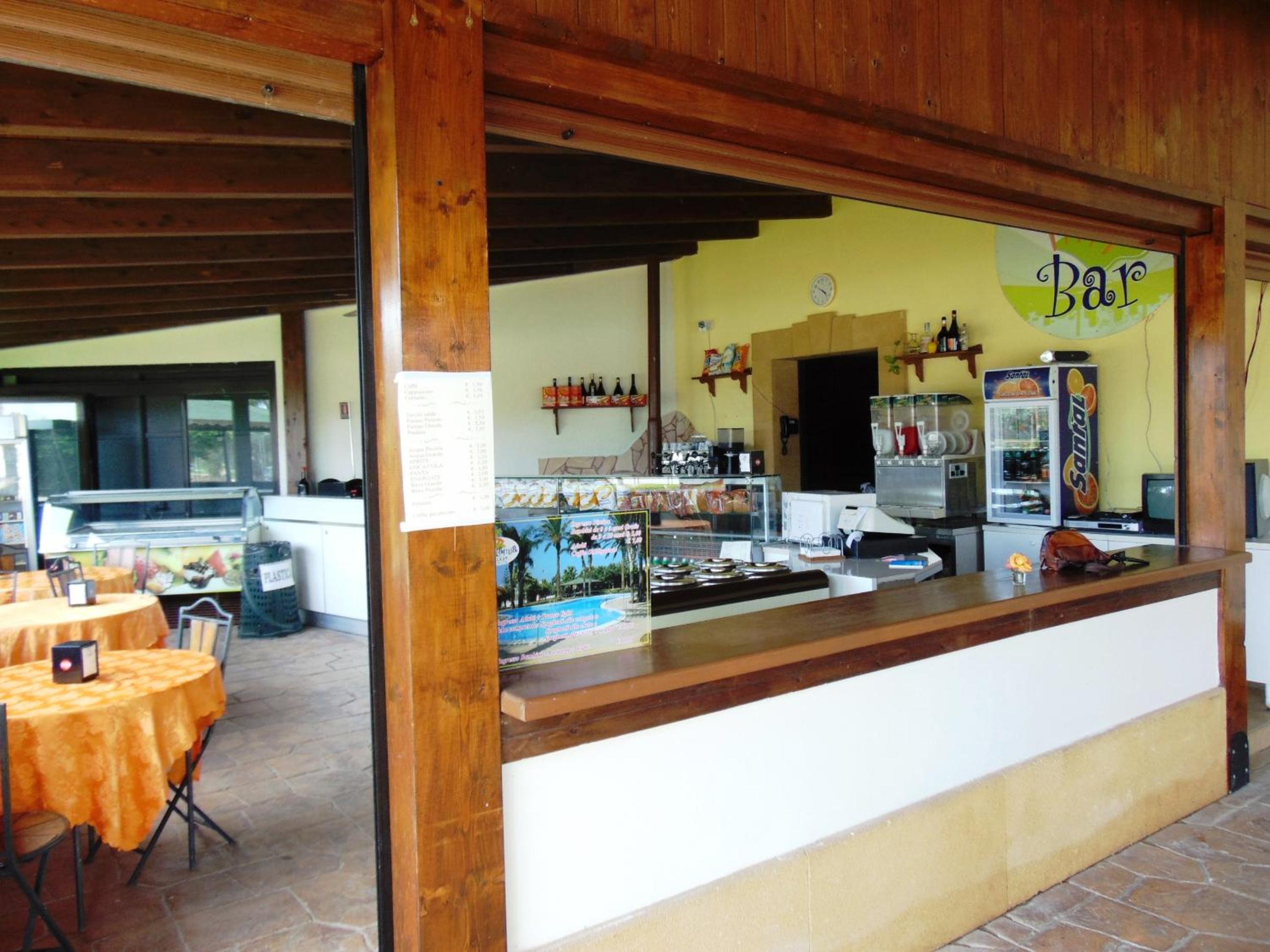 Restaurant-cafeteria