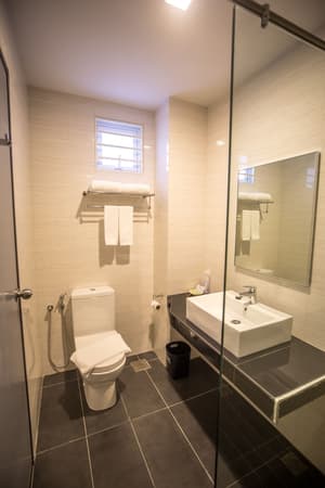 thumbnail: Bathroom