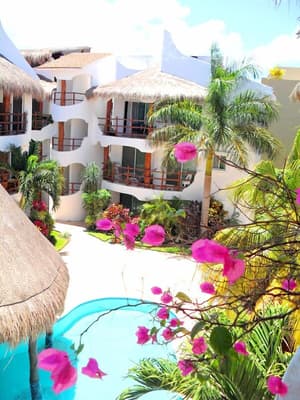 thumbnail: Exterior