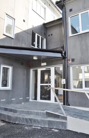 thumbnail: Property entrance