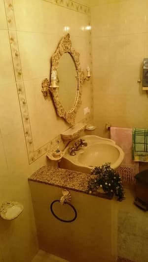 thumbnail: Bathroom sink