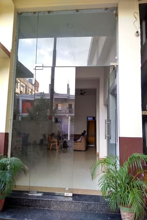 thumbnail: Property entrance