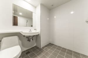 thumbnail: Bathroom
