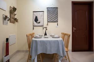 thumbnail: In-room dining