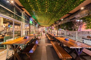 thumbnail: Bar (on property)