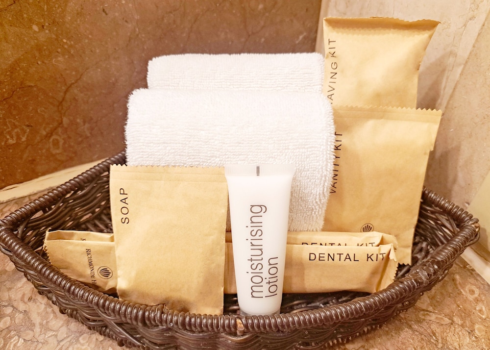 Bathroom amenities