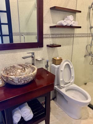 thumbnail: Bathroom sink