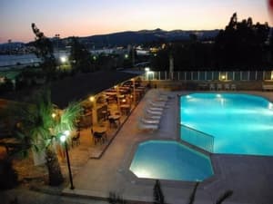 thumbnail: Outdoor pool