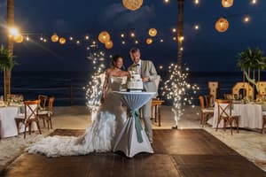 thumbnail: Outdoor wedding area