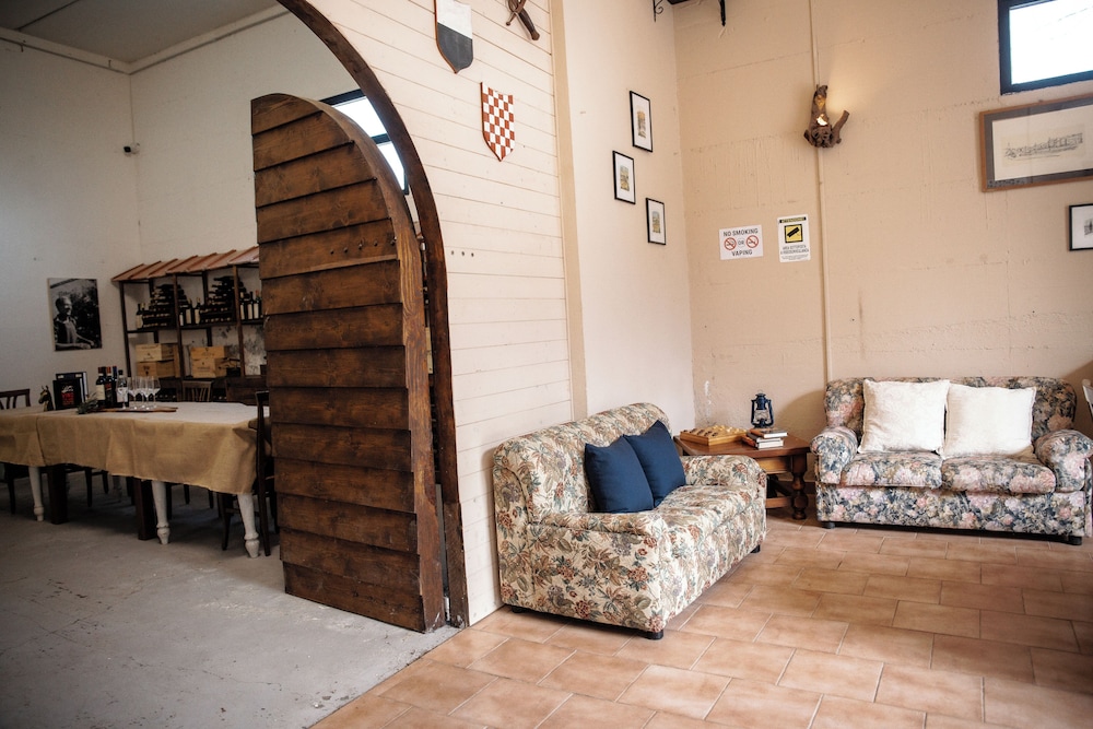 Children's play area - indoor