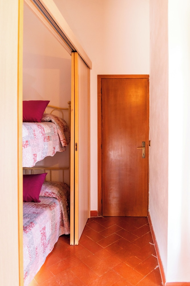 Children's theme room