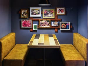 thumbnail: Breakfast area