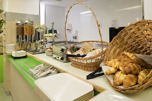 thumbnail: Breakfast area