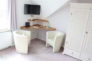 thumbnail: Living area