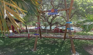 thumbnail: Front of property