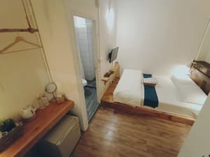 thumbnail: Room