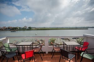 thumbnail: Terrace/patio