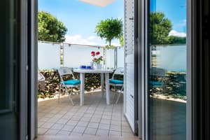 thumbnail: Balcony