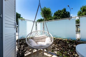 thumbnail: Balcony