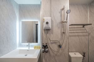 thumbnail: Bathroom