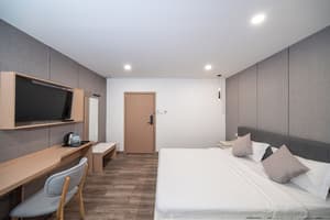thumbnail: Room