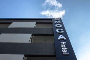 thumbnail: Exterior detail