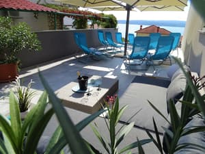 thumbnail: Sundeck