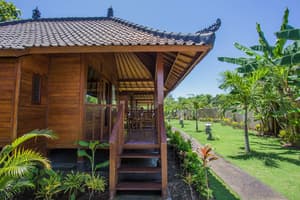 thumbnail: Exterior