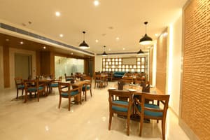 thumbnail: Restaurant