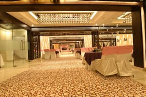 thumbnail: Banquet hall