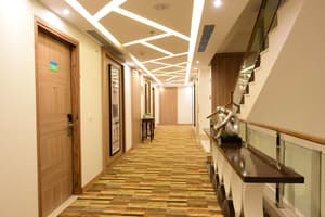 thumbnail: Hallway