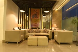 thumbnail: Lobby sitting area