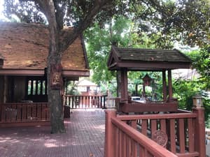 thumbnail: Exterior