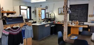 thumbnail: Cafe