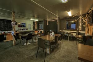 thumbnail: Restaurant