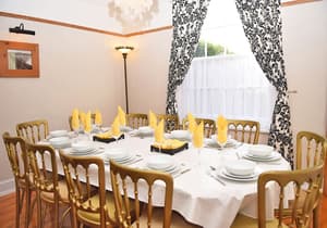 thumbnail: Dining