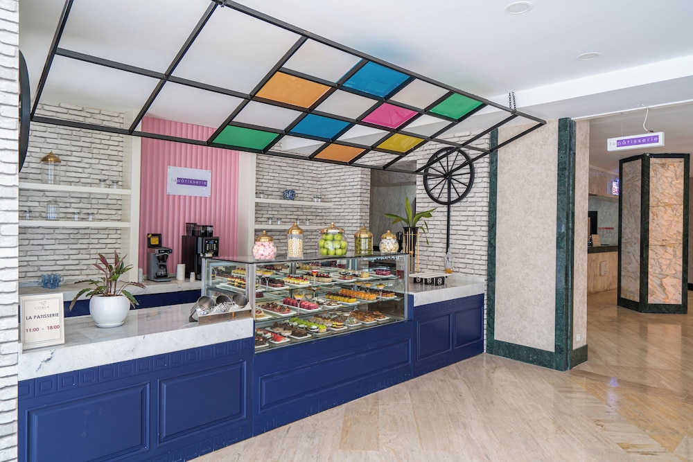 Cafe