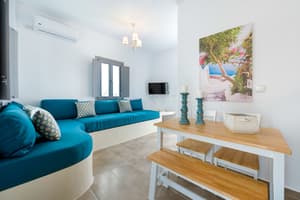 thumbnail: Living area