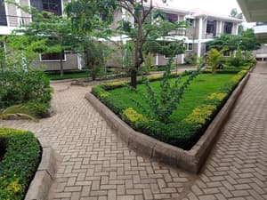 thumbnail: Exterior